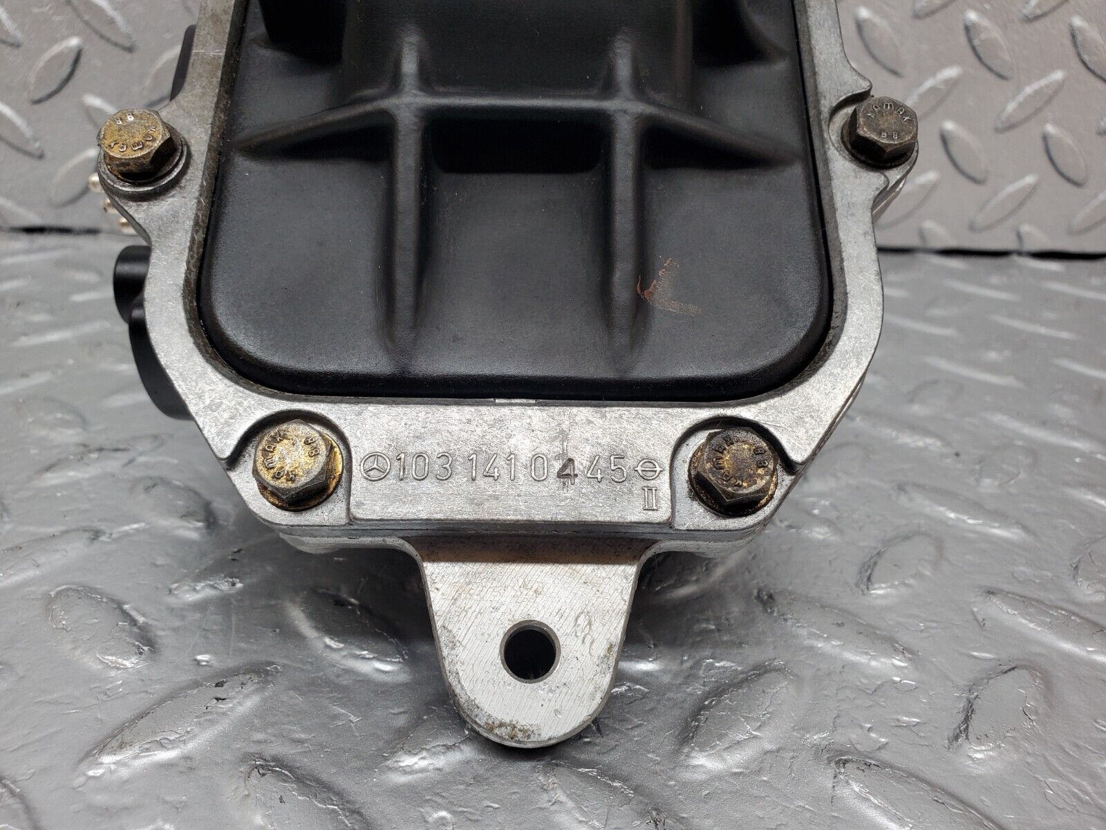 45187 Mercedes-Benz R129 300SL Coupe Air Flow Mass Meter Sensor Bosch 0438121033