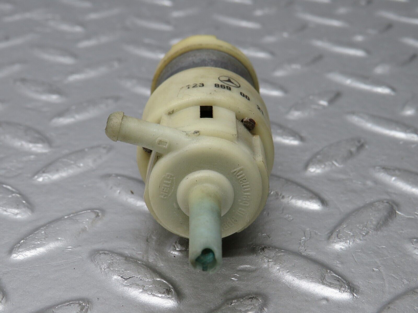 39118 Mercedes-Benz R107 500SL Windscreen Washer Pump 1238690021