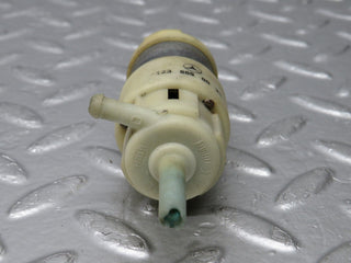 39118 Mercedes-Benz R107 500SL Windscreen Washer Pump 1238690021