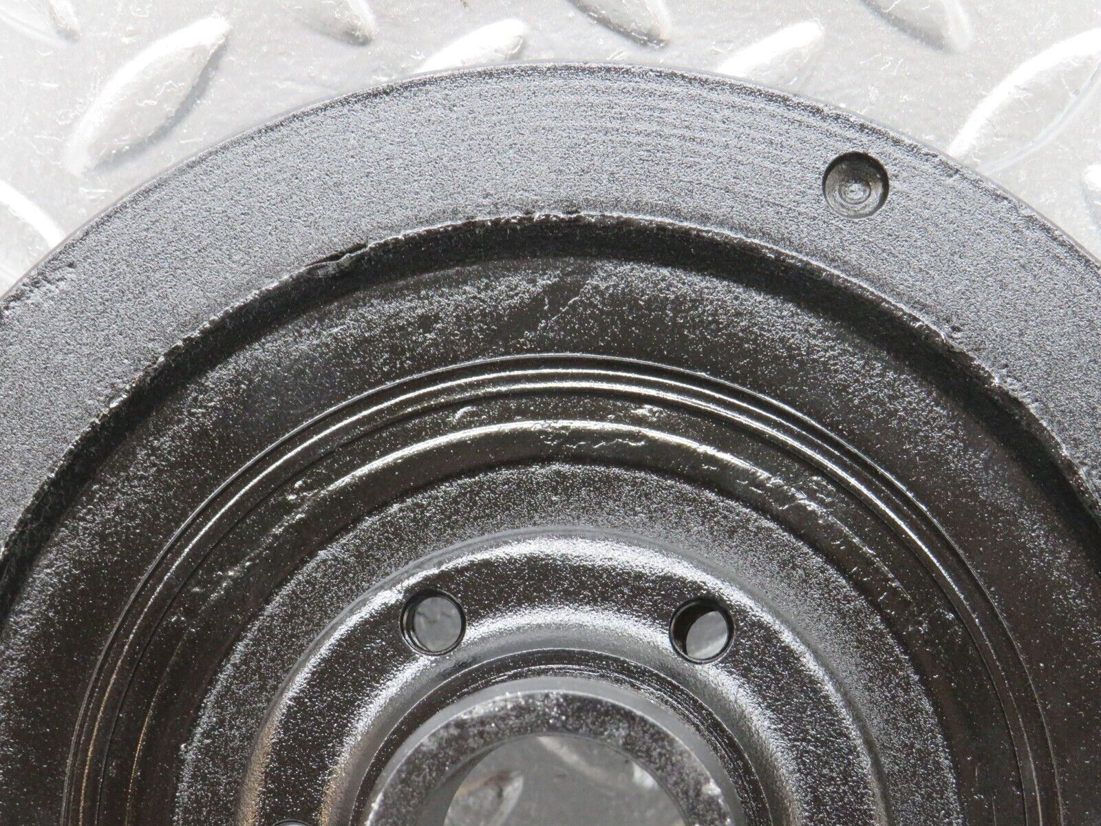 32751 Mercedes-Benz C107 R107 350 V8 Crankshaft Vibration Damper 1160300203