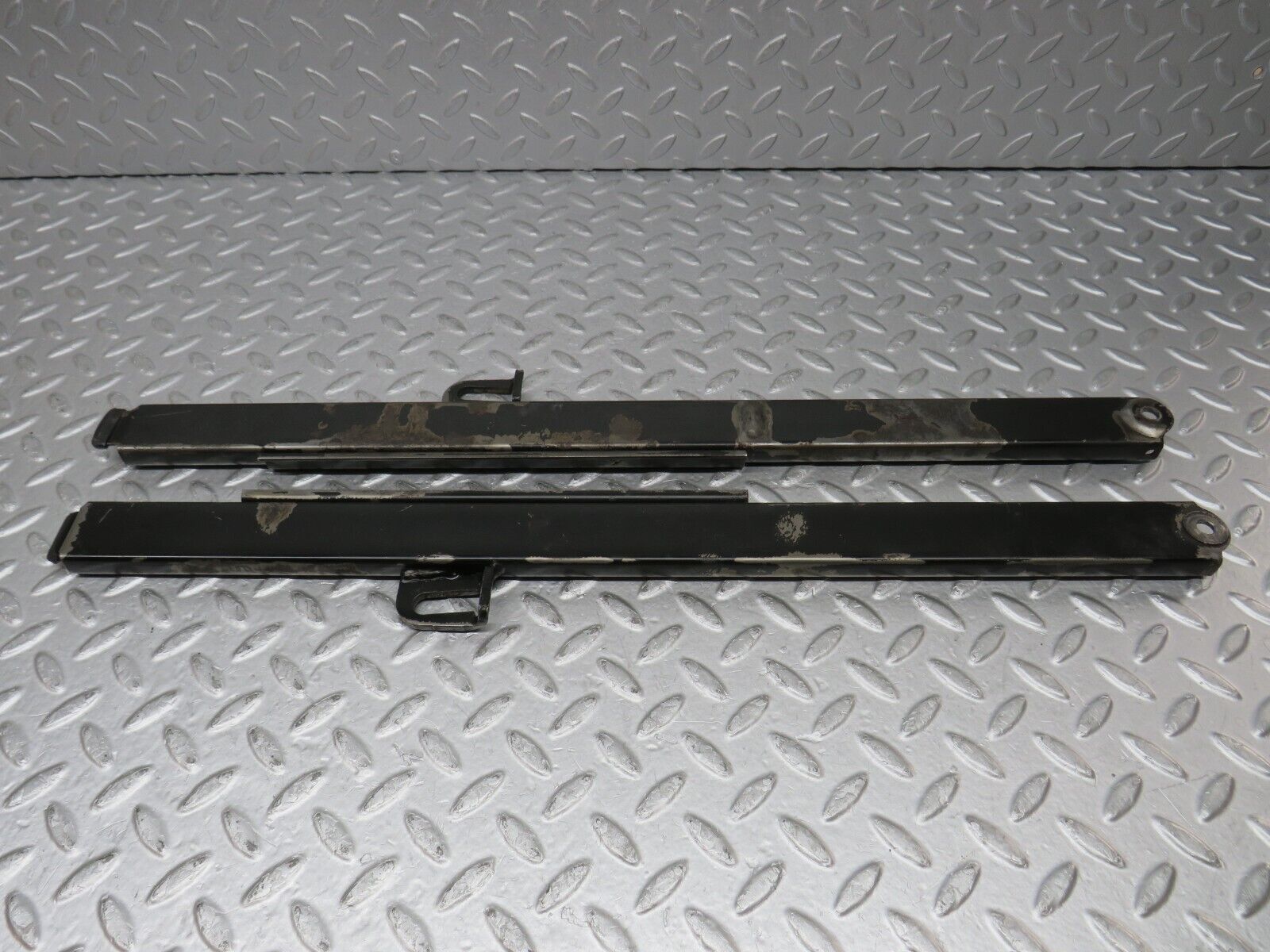 35627 Mercedes-Benz R107 280SL Front Seat Rail Pair 1079104127 1079104327