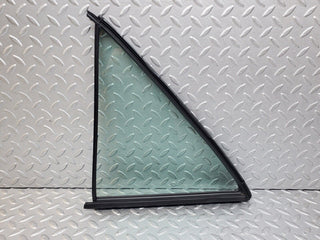 44636 Mercedes-Benz W124 220E Rear Right Quarter Window Glass 1247350624