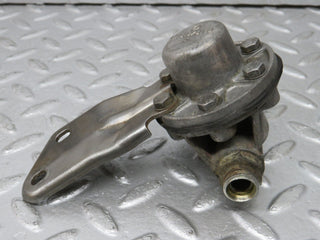 32858 Mercedes-Benz C107 R107 350 V8 Oil Pressure Damper 1161870196 1161870494