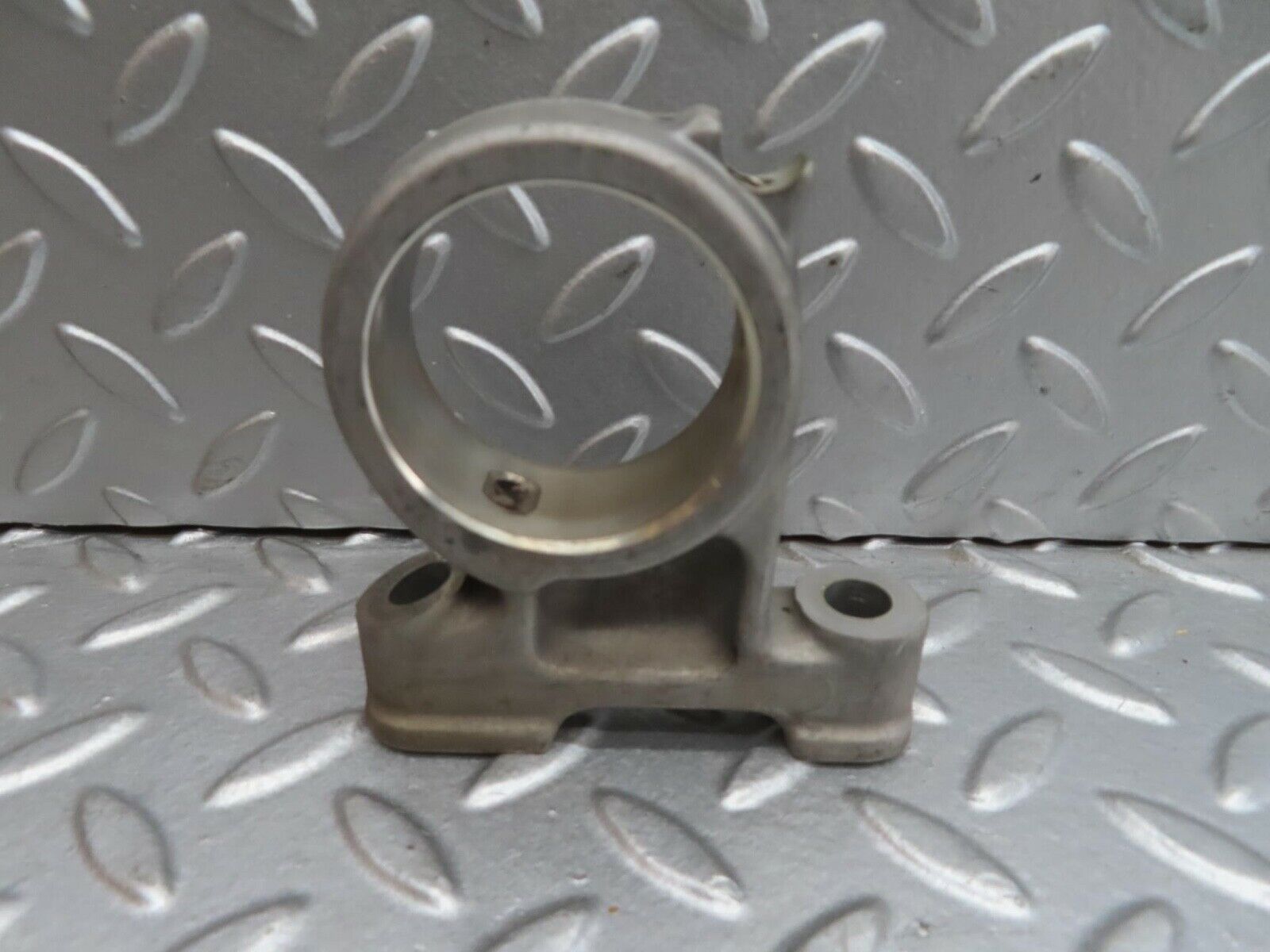 13731 Mercedes-Benz R107 450SL Camshaft Tower Bearing 1160512712