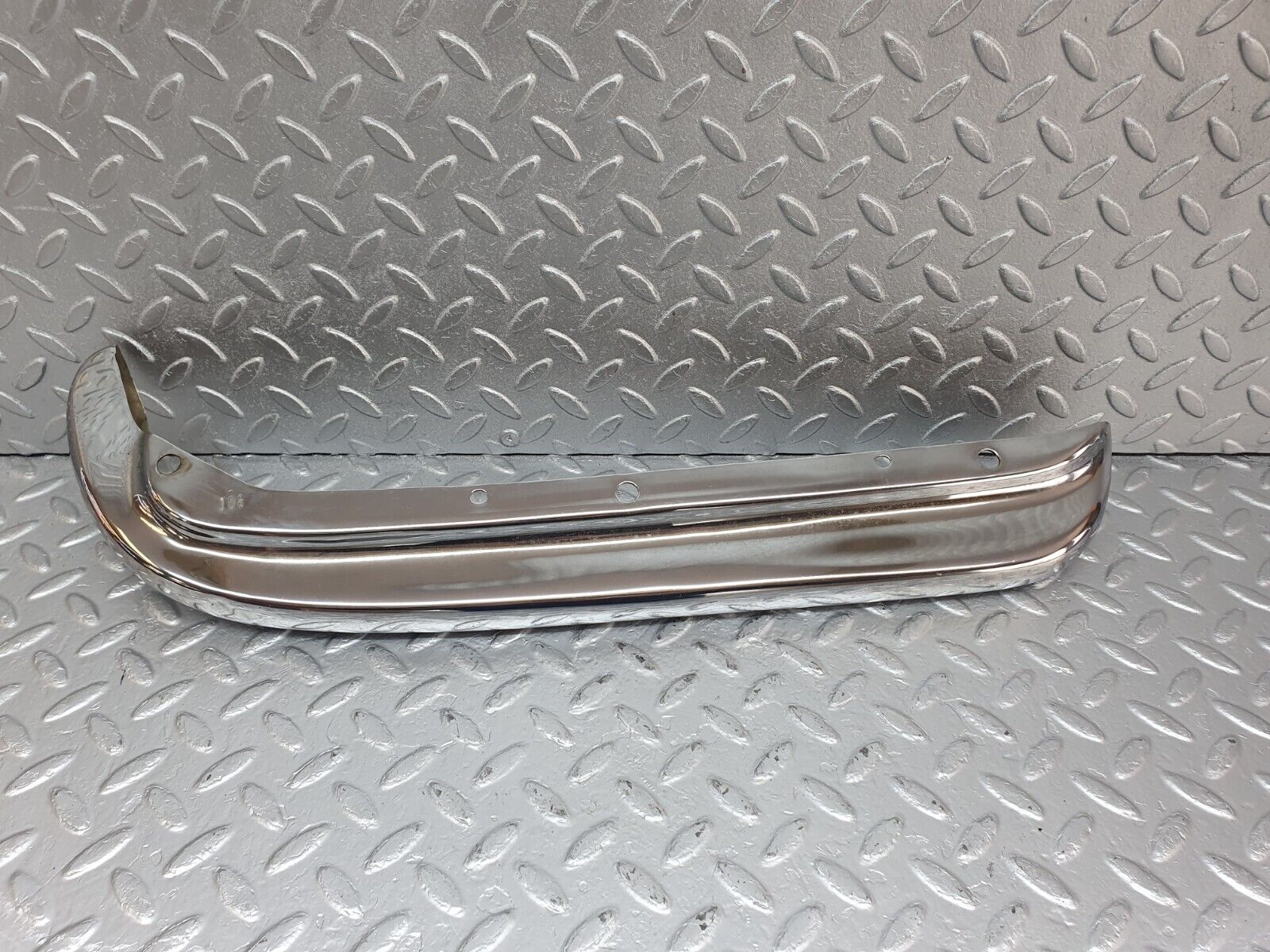 43310 Mercedes-Benz W108 280SE Rear Right Upper Bumper Corner
