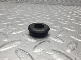 W123 Wagon rear wiper arm rubber seal used OEM