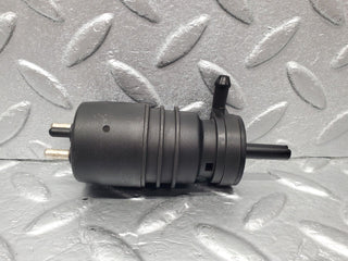 46831 Mercedes-Benz R129 320SL Coupe Windscreen Washer Pump