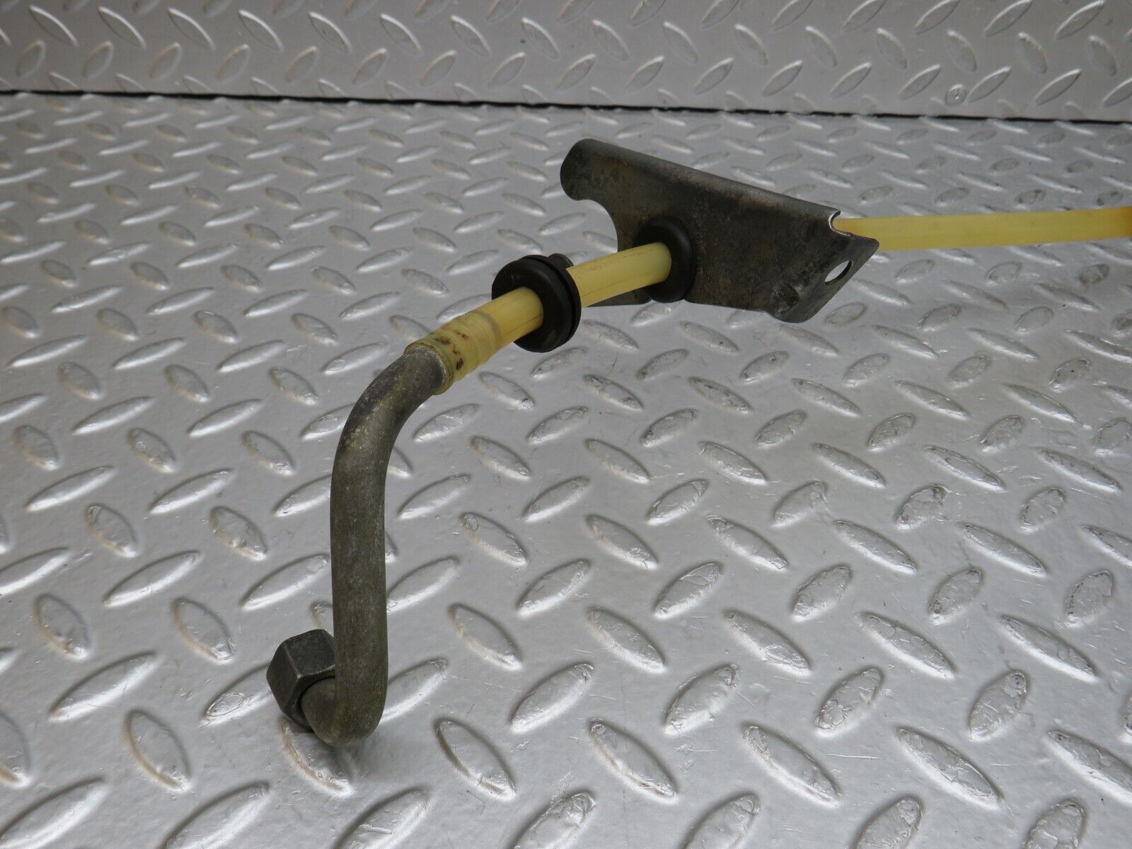 35501 Mercedes-Benz R107 280SL Brake Servo Vacuum Pipe