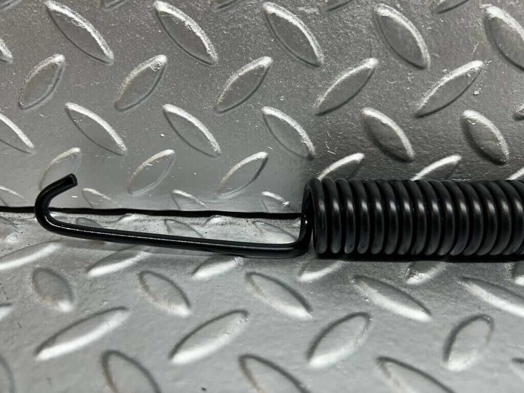 39977 Mercedes-Benz R107 350SL Bonnet Hinge Spring