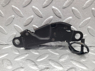 R230 hardtop lock latch catch roof right used OEM