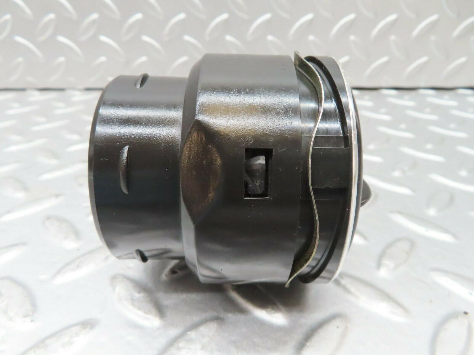 15602 Mercedes-Benz R107 450SL Dashboard Air Vent