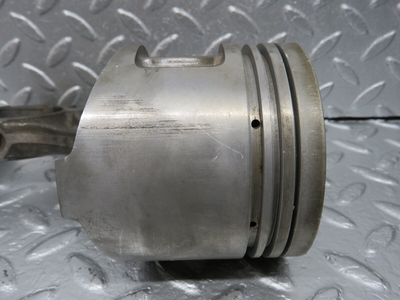 40029 Mercedes-Benz R107 350SL Piston With Connecting Rod 92.00mm