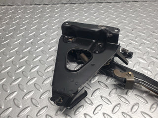 W126 Coupe handbrake regulator used OEM