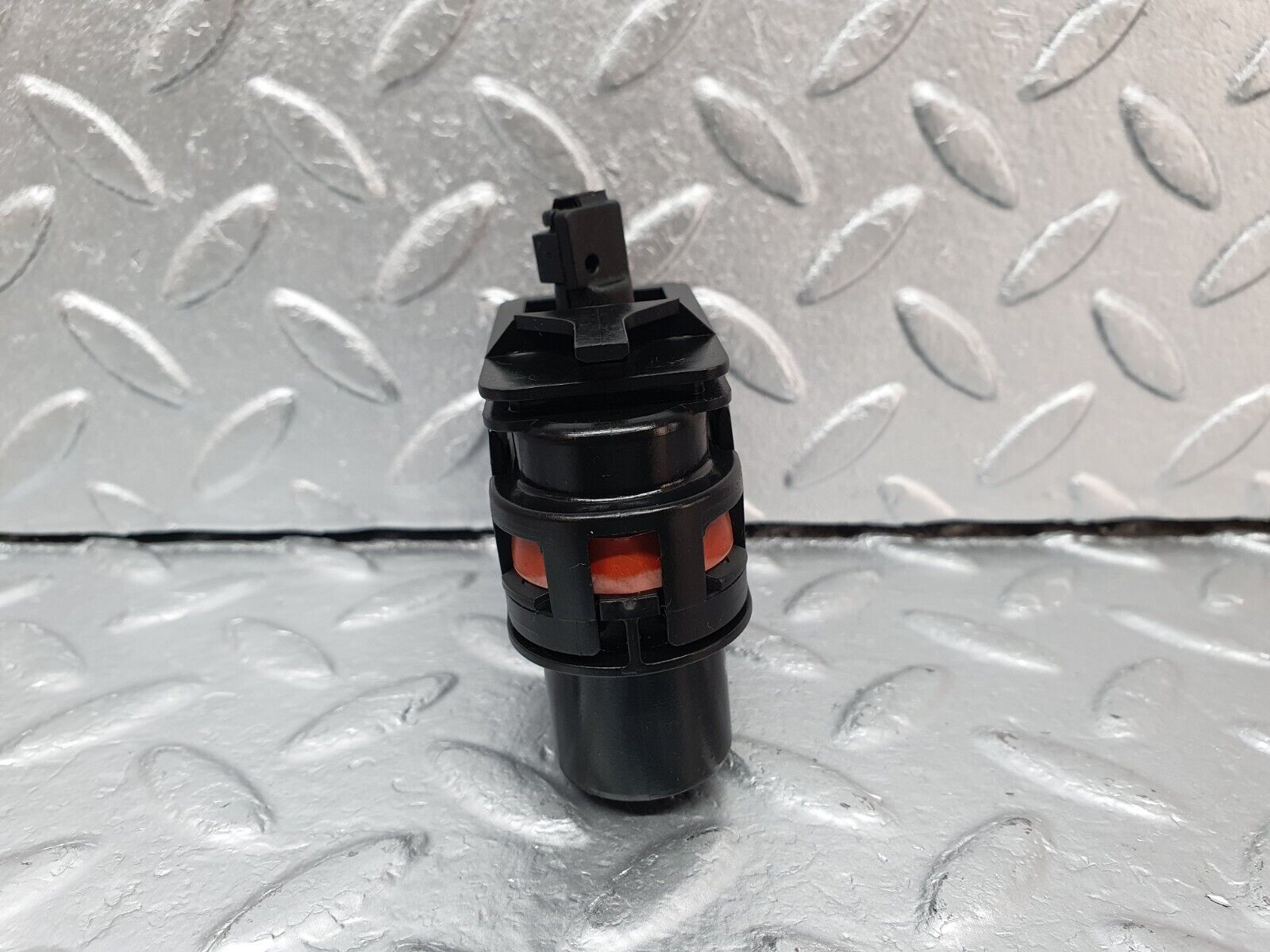 41882 Mercedes-Benz W202 C200 Trunk Lock Vacuum Actuator