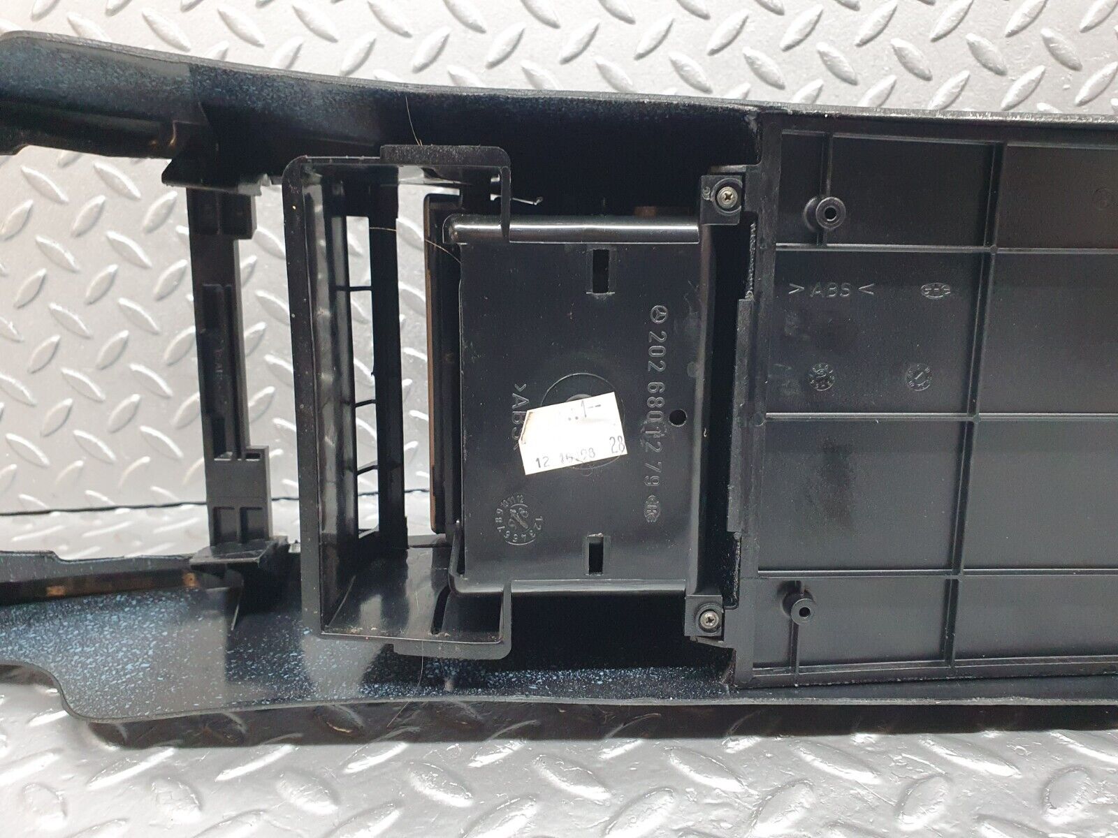 41966 Mercedes-Benz W202 C200 Centre Console Armrest Black 2026801279