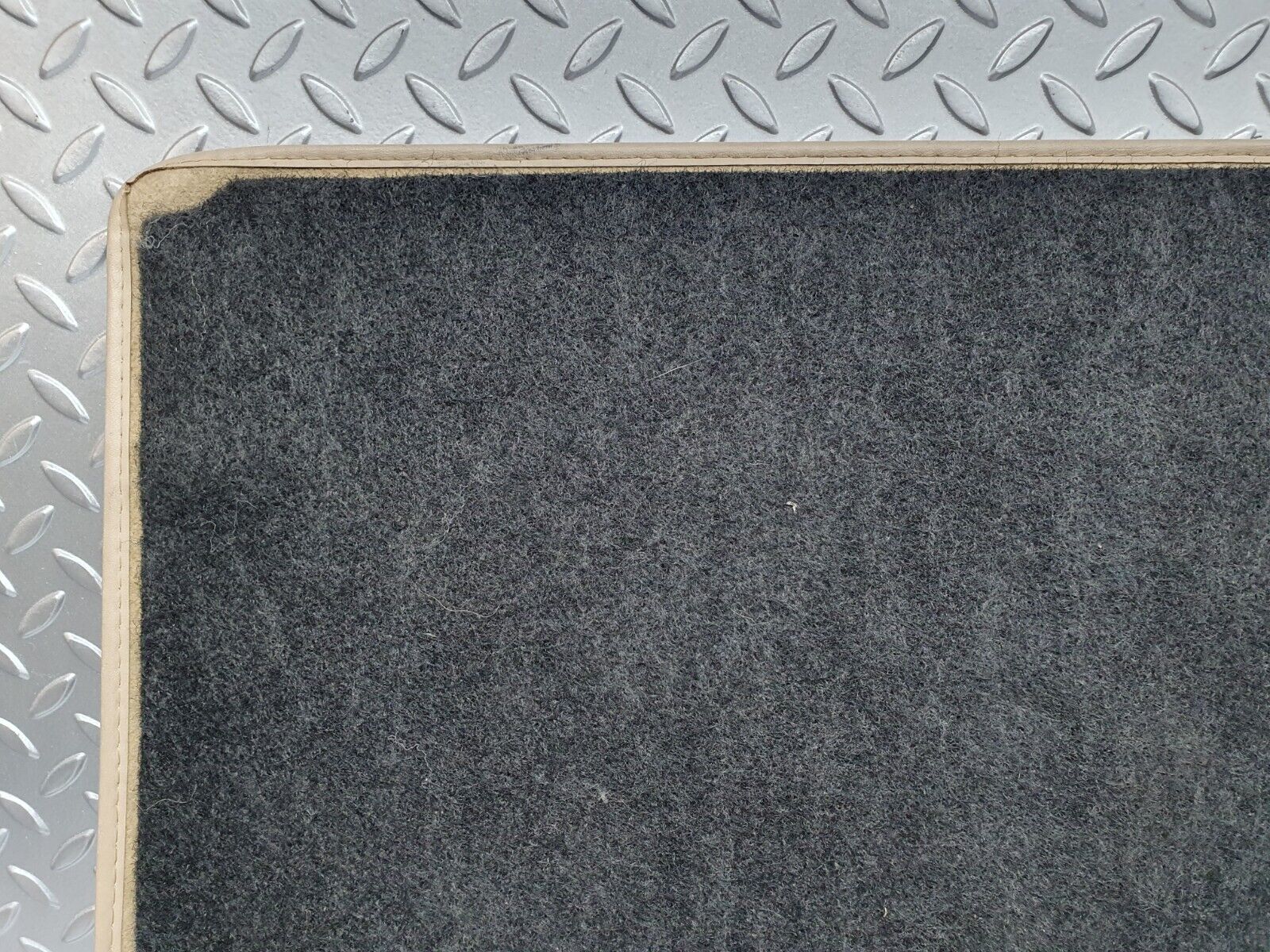 42260 Mercedes-Benz R129 320SL Coupe Trunk Boot Floor Carpet Beige