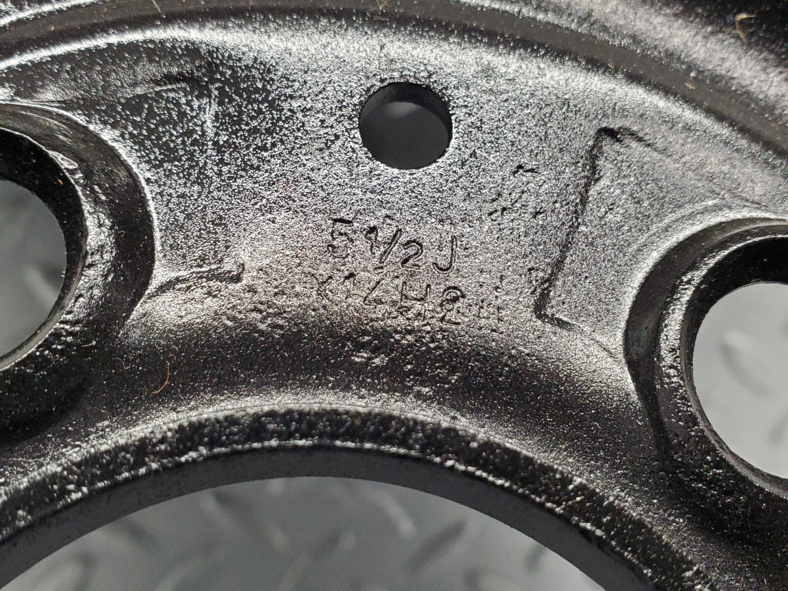 44999367