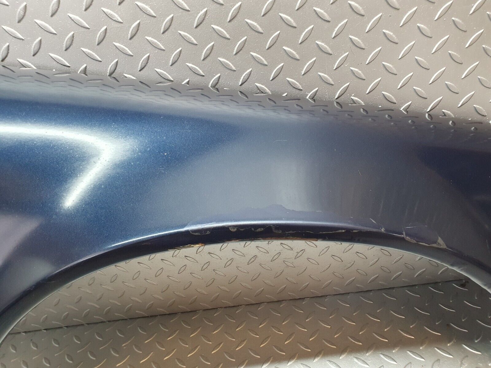 42284 Mercedes-Benz R129 320SL Coupe Front Right Wing Fender