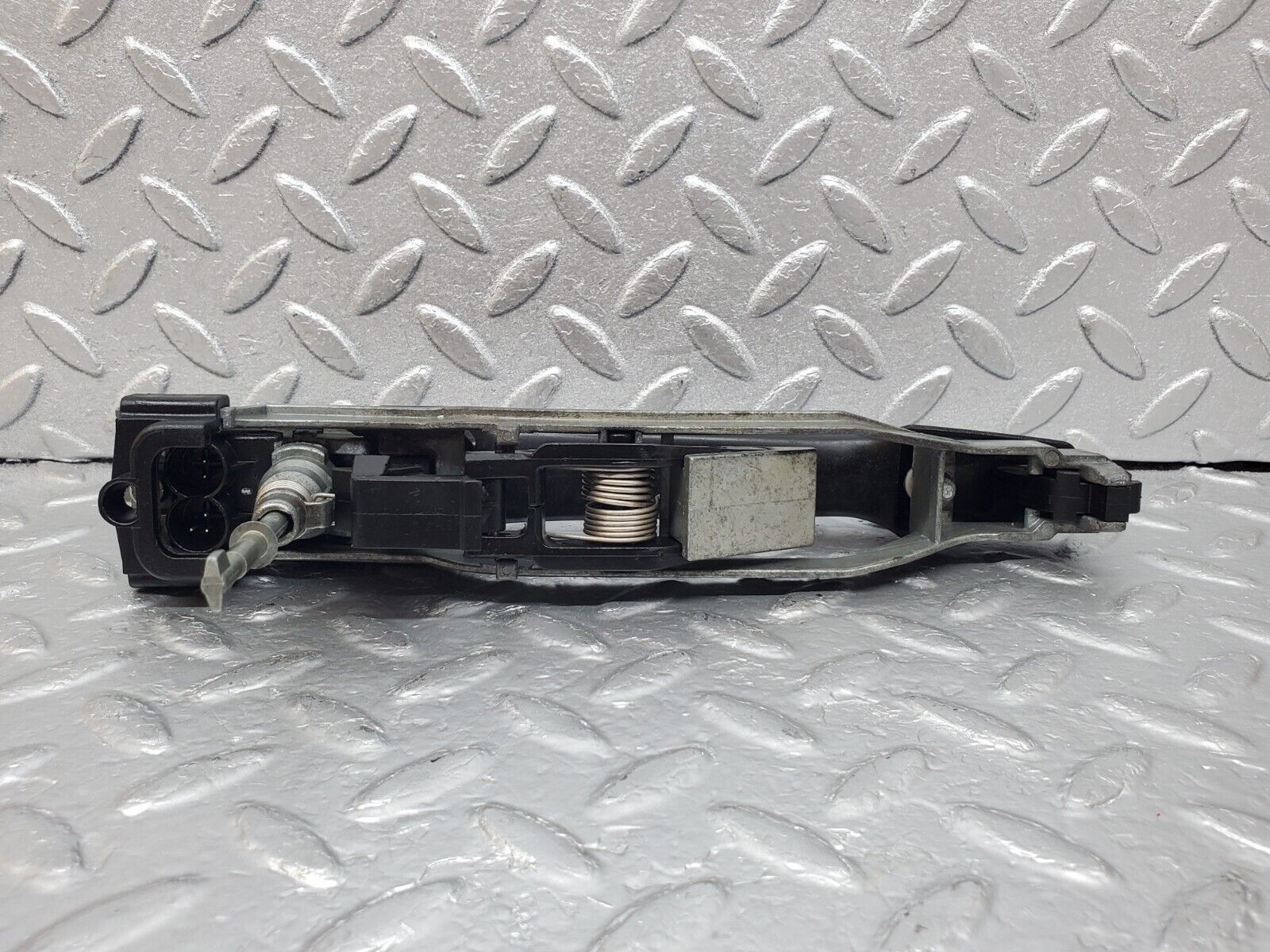 44990 Mercedes-Benz R129 300SL Coupe Right Door Exterior Handle With Key