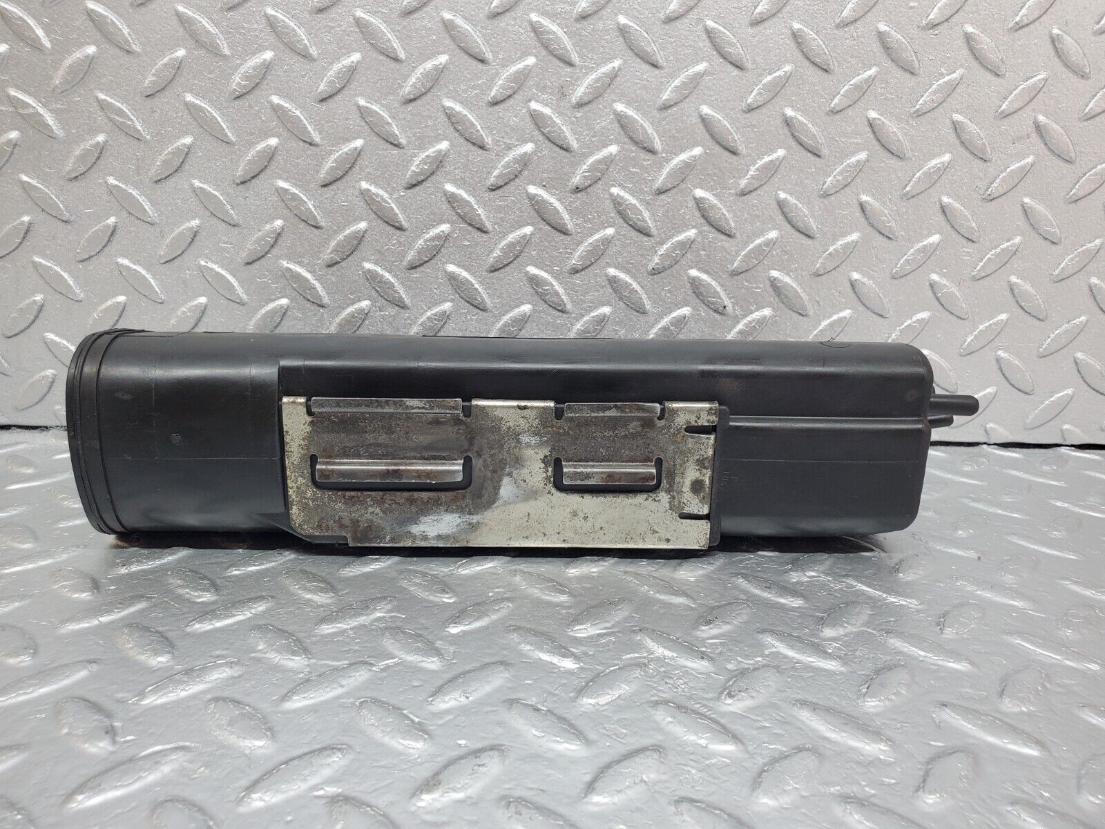 45193 Mercedes-Benz R129 300SL Coupe Fuel Vapor Charcoal Canister 1294700059