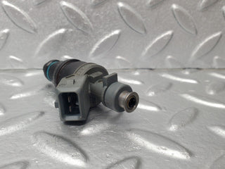 W124 fuel injector used OEM