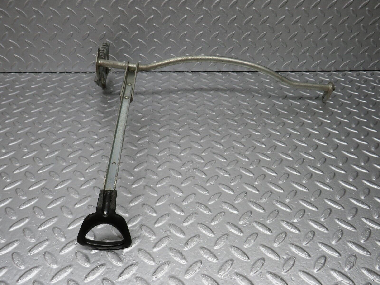 40013 Mercedes-Benz R107 350SL Front Left Seat Sliding Adjust Handle