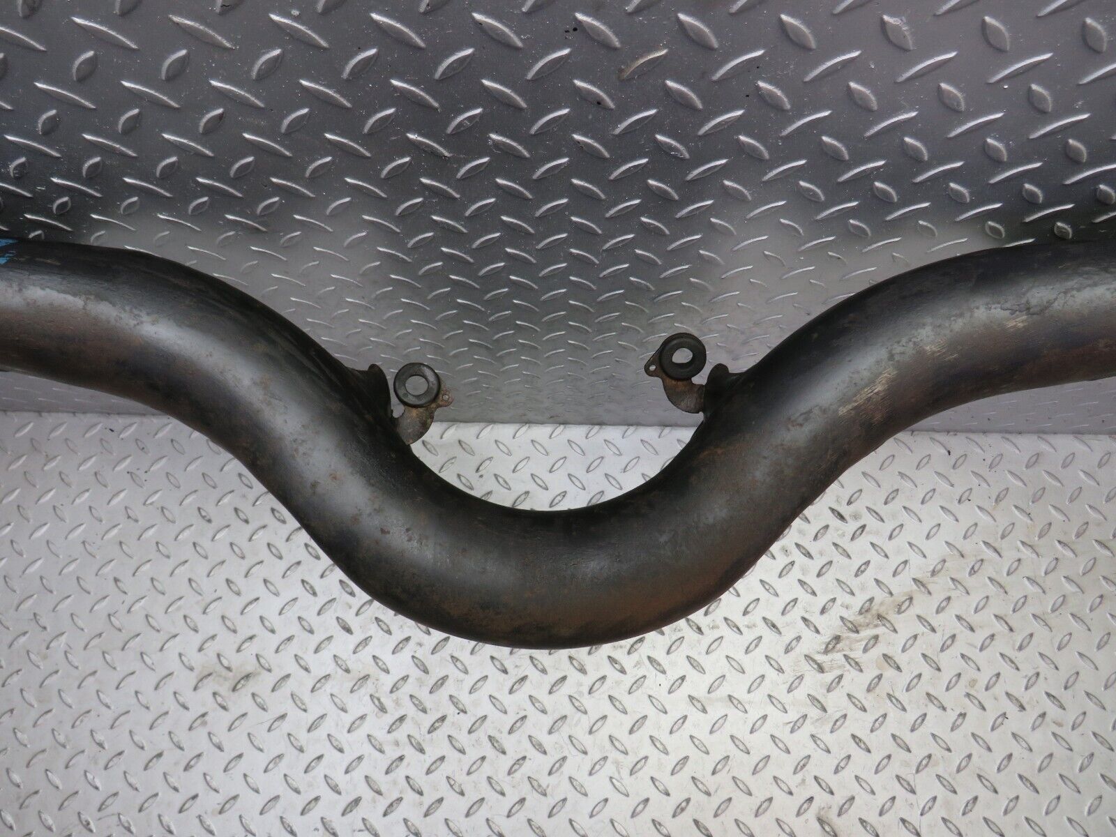 39968 Mercedes-Benz R107 350SL Rear Subframe Axle Carrier