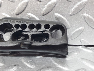 45726 Mercedes-Benz W126 420SE Firewall Grommet Left Side 1269972081