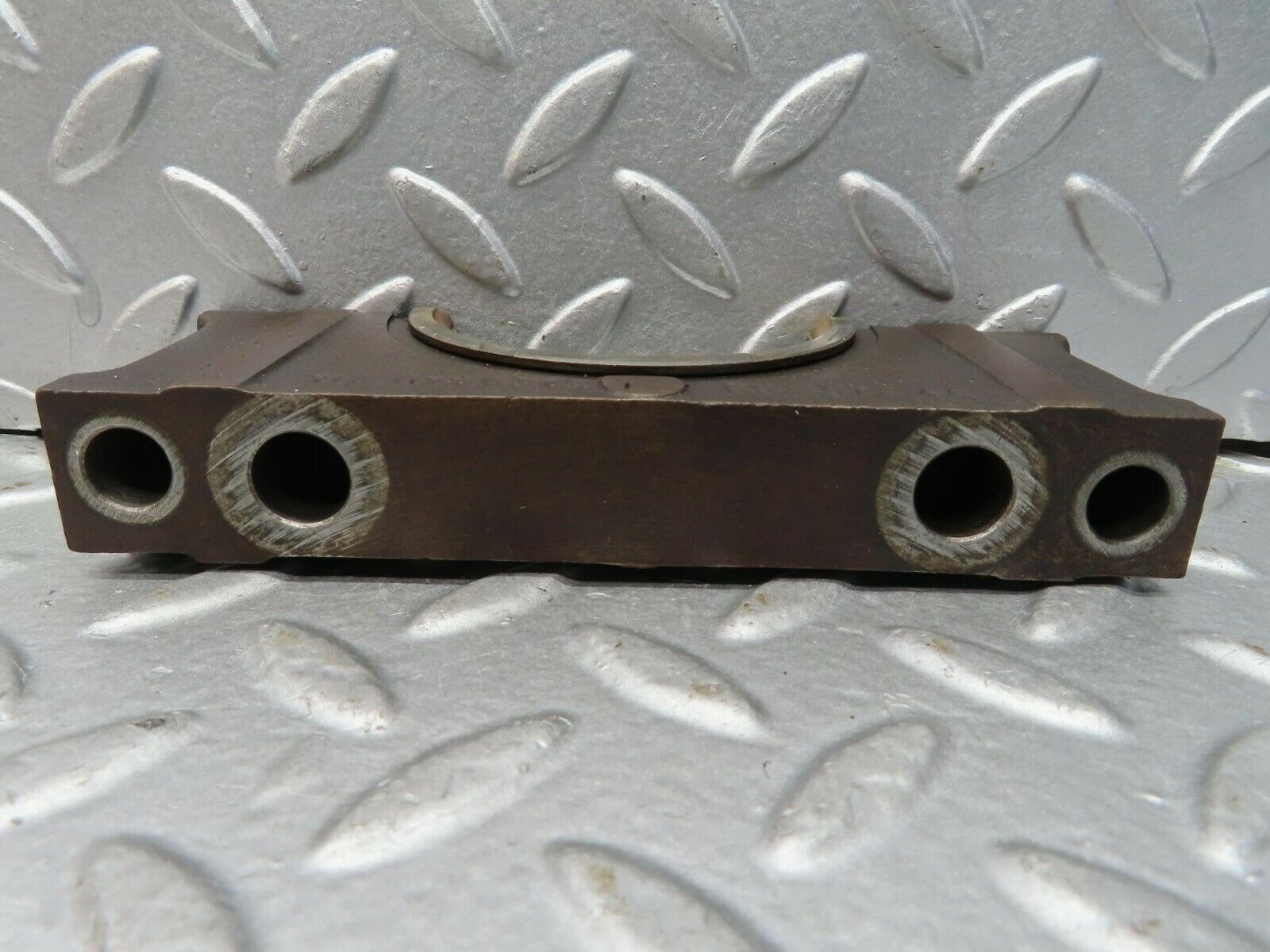 15708 Mercedes-Benz R107 450SL Crankshaft Bearing Holder Block 1160110313