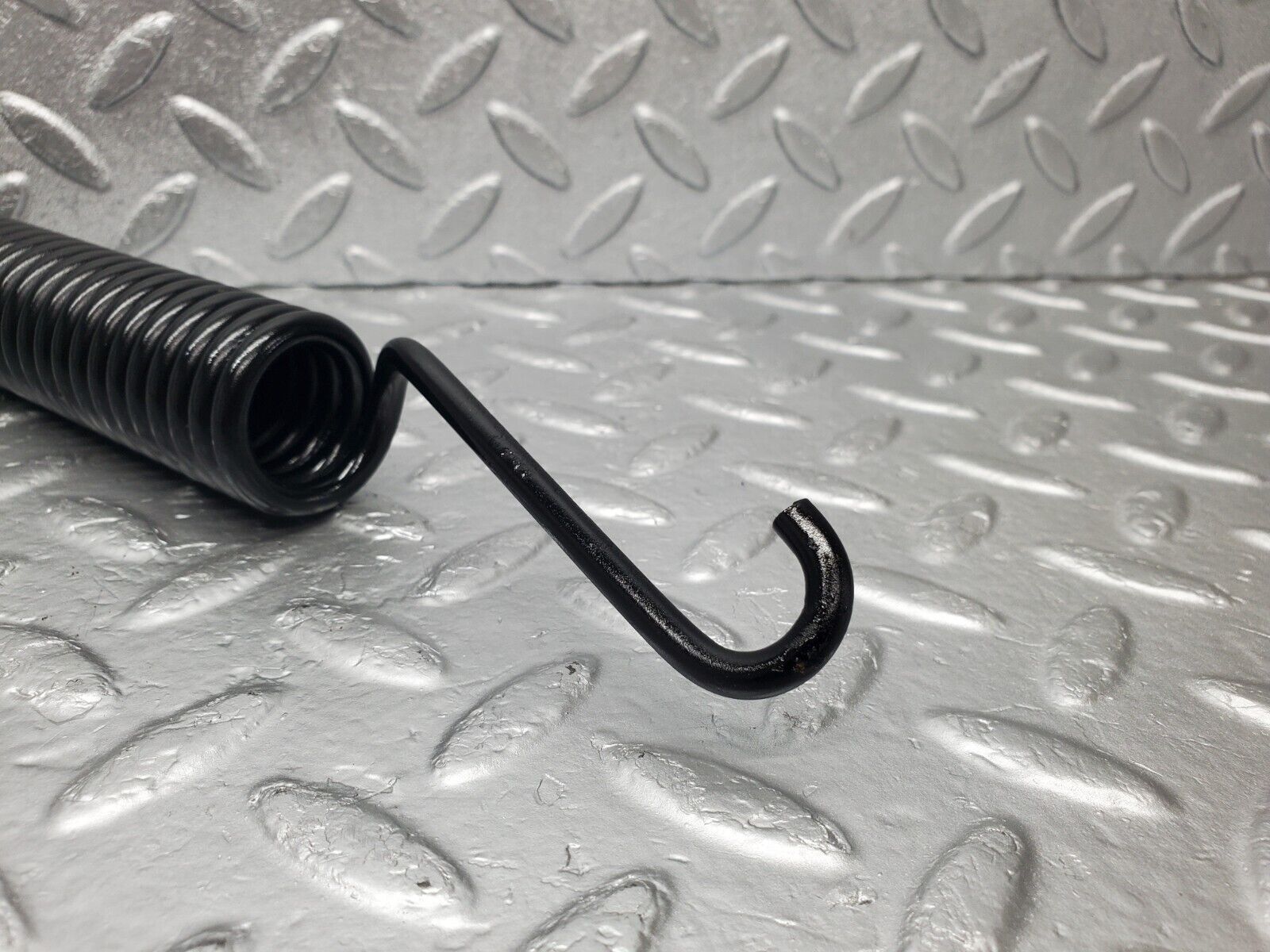 46643 Mercedes-Benz C123 280CE Coupe Bonnet Hinge Spring