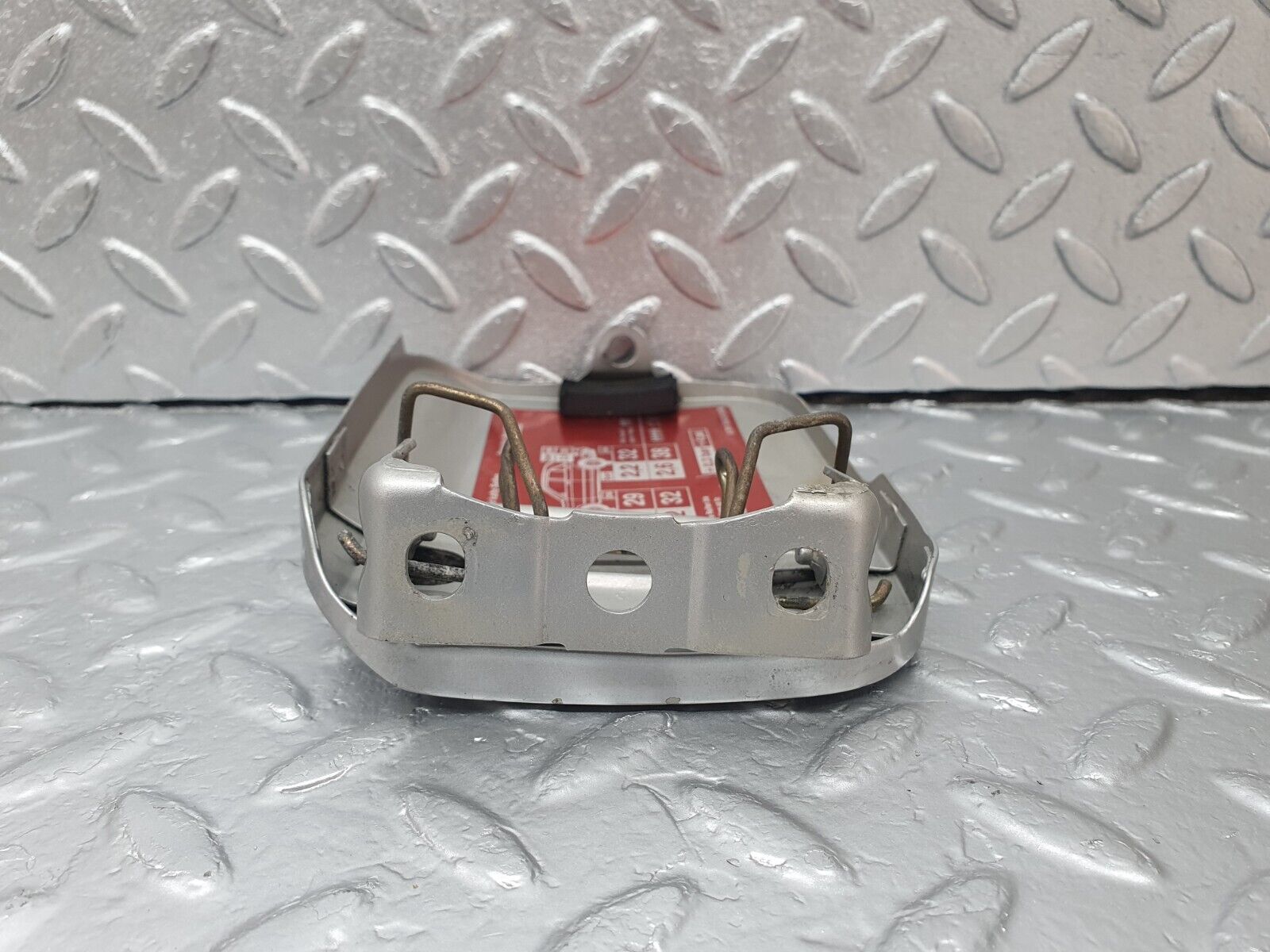 42826 Mercedes-Benz W201 190 2.0L Fuel Tank Flap Cap 2015842839