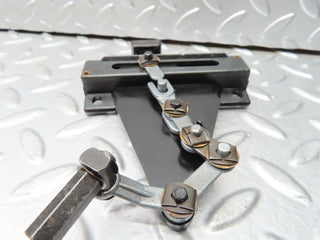 R107 SL air vent control lever centre used OEM