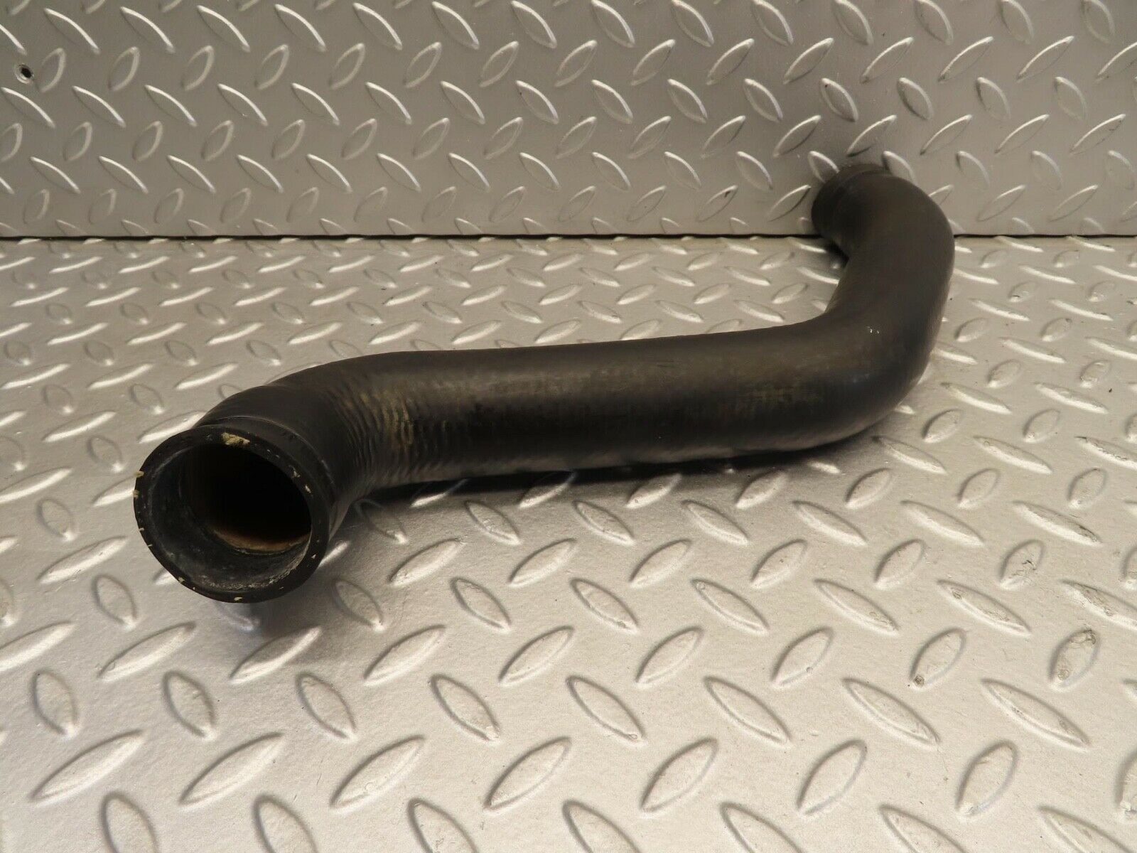11721 Mercedes-Benz R107 450SL Radiator Hose 1165013482