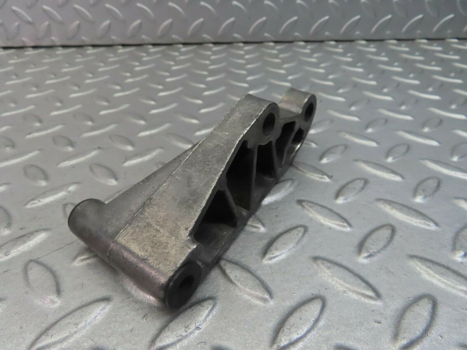 8469 Mercedes-Benz R107 Carrier Holder 1104662941