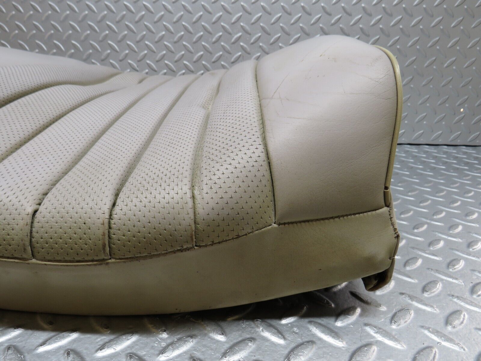 35652 Mercedes-Benz R107 280SL Front Left Seat Backrest