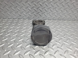 W124 Wagon piston with connecting rod used OEM