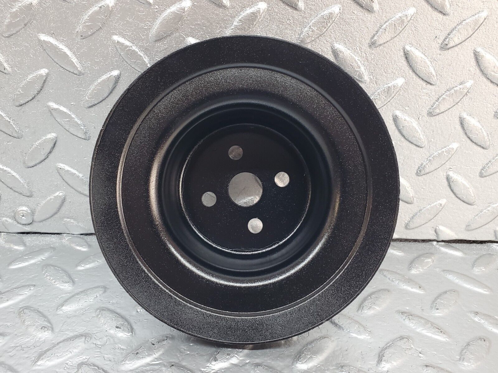 45420 Mercedes-Benz 280E M110.983 Water Pump Pulley 1102051410