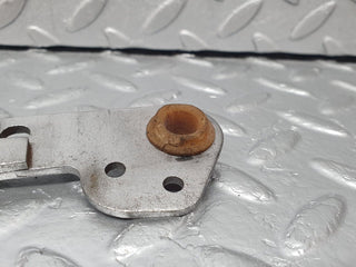 43832 Mercedes-Benz C126 380SEC Coupe Automatic Gearbox Linkage Bracket