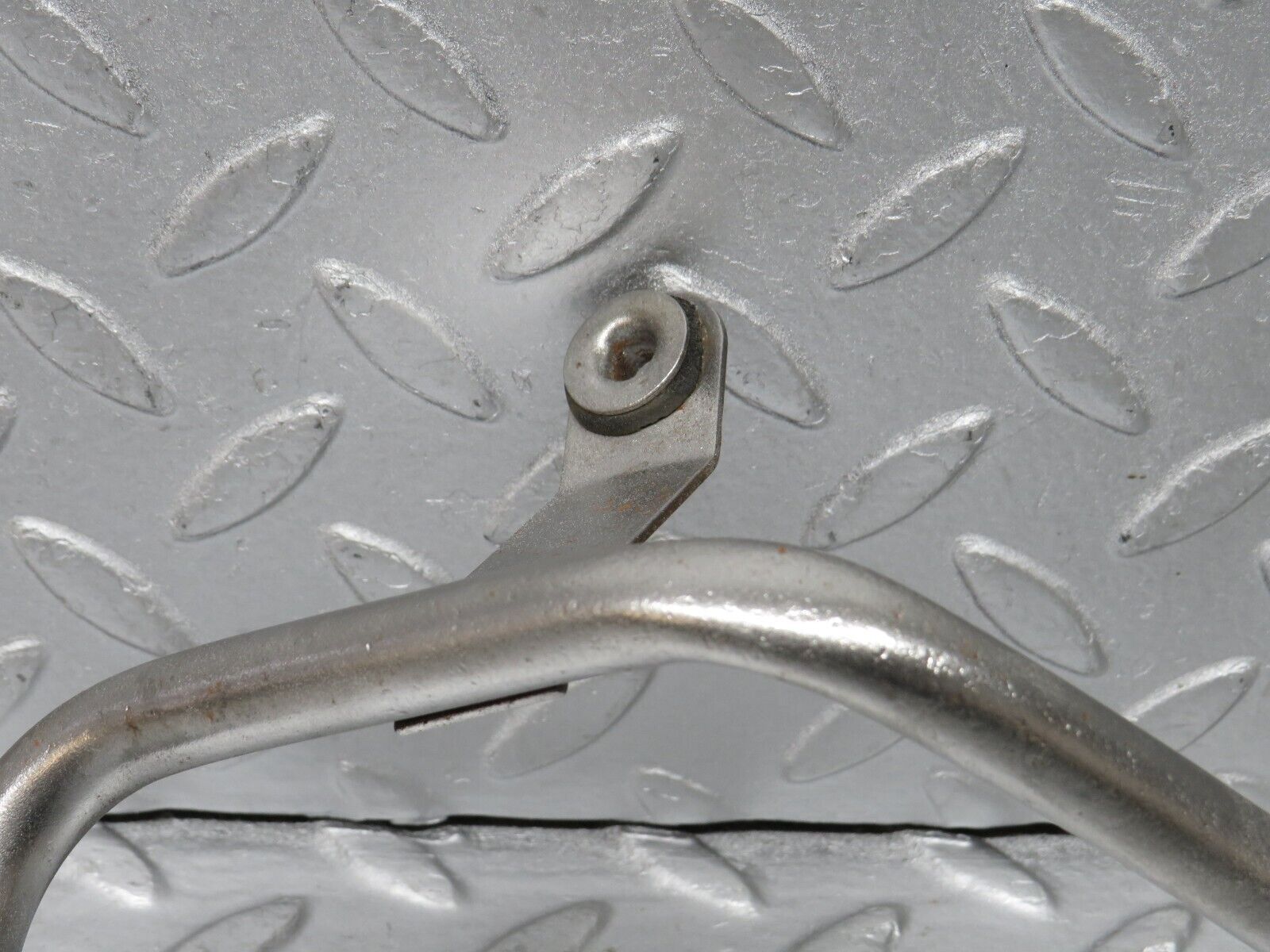 39286 Mercedes-Benz R107 500SL Air Conditioning Hose Pipe