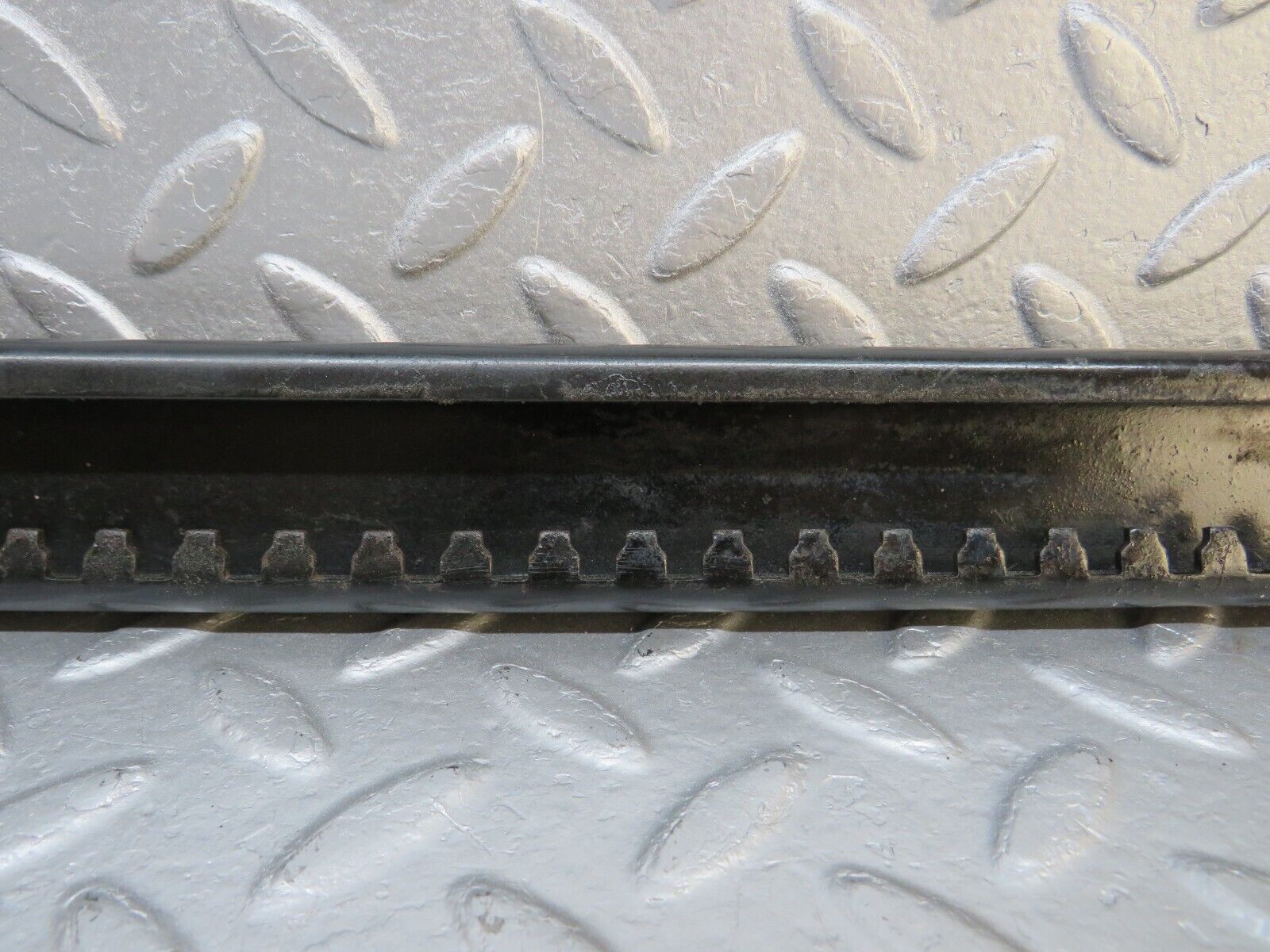 40183 Mercedes-Benz R107 350SL Front Right Seat Rail Pair