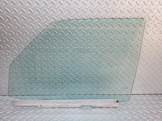45801 Mercedes-Benz W126 420SE Front Left Door Window Glass