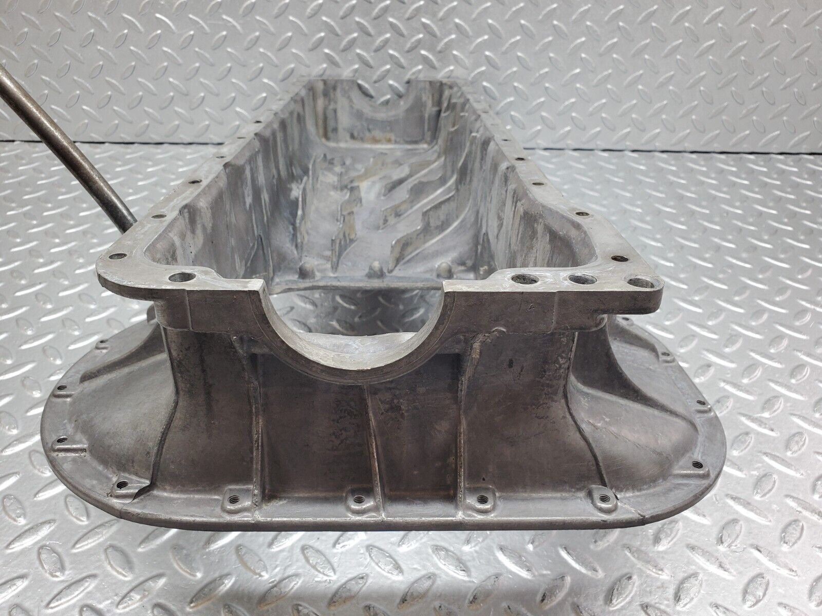 45456 Mercedes-Benz 280E M110.988 Oil Pan Oil Sump 1100140702