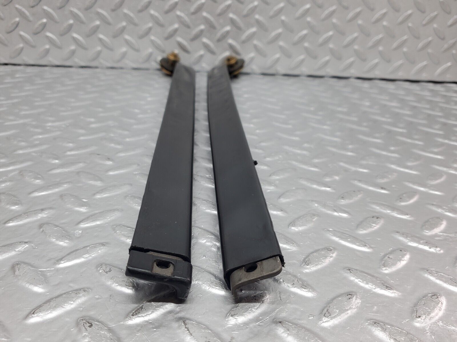 45847 Mercedes-Benz W126 420SE Seat Belt Runner Pair