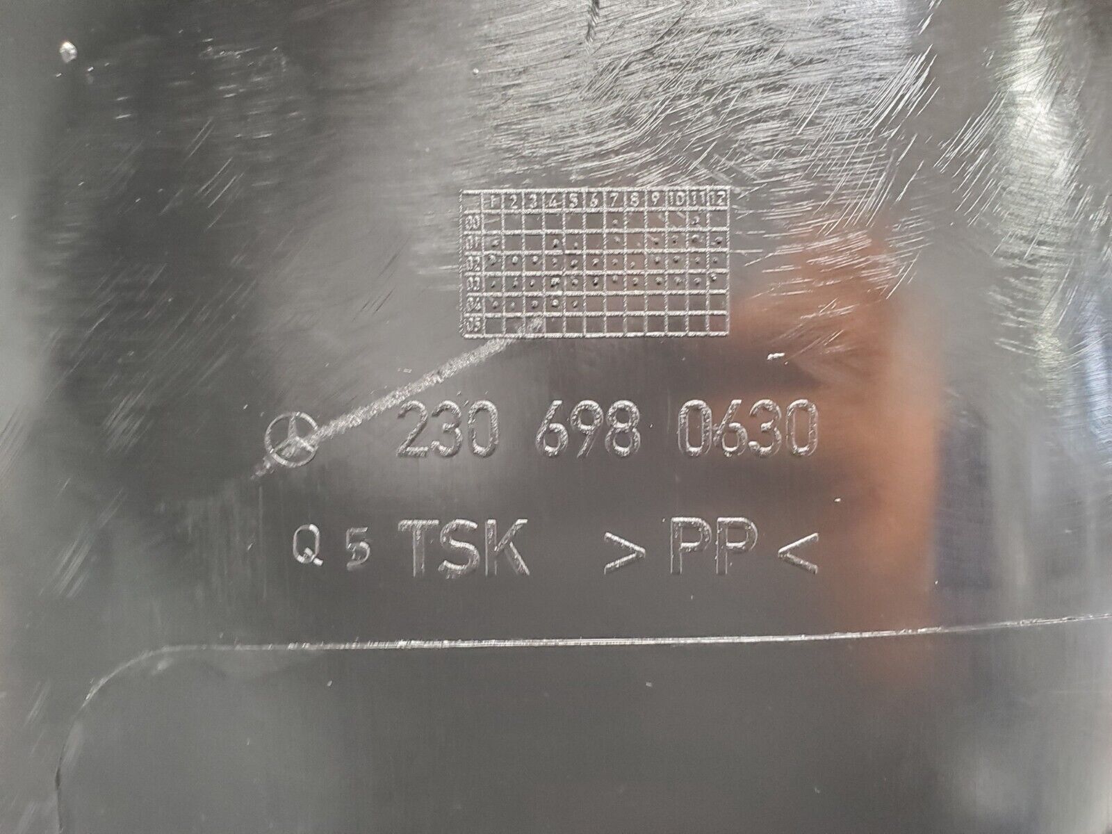 44347118