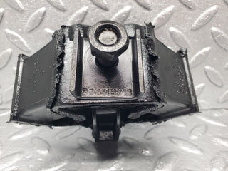 46299 Mercedes-Benz W124 280E Gearbox Rubber Mounting Bracket 1242400618