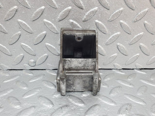 44818 Mercedes-Benz W124 220E Ignition Coil Bracket 1111580140