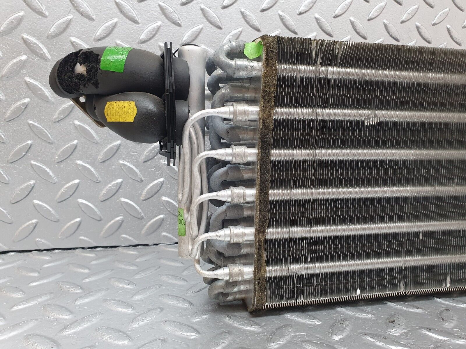 42405 Mercedes-Benz R129 320SL Coupe Air Conditioning Radiator