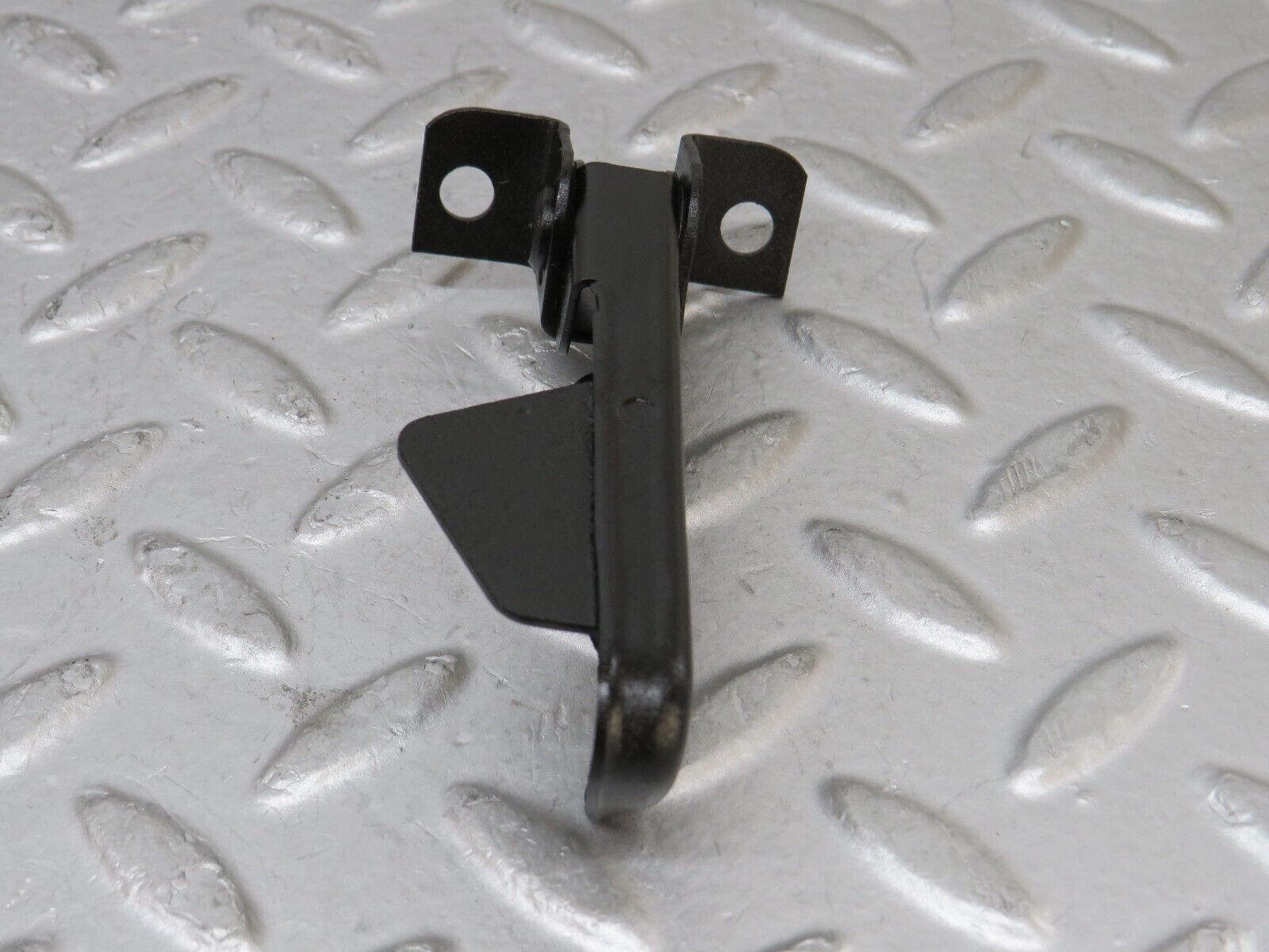 35527 Mercedes-Benz R107 280SL Bonnet Safety Latch