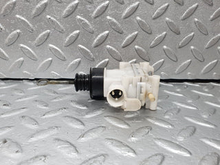 42769 Mercedes-Benz W201 190 2.0L Front Right Door Lock Vacuum Actuator