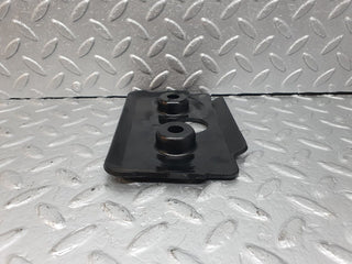 R129 SL front stabilizer struts cover plate used OEM